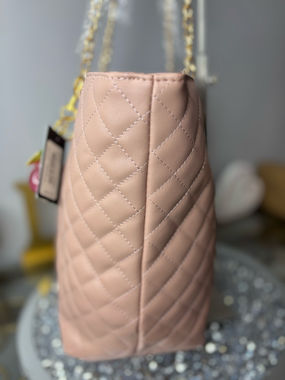 Badgley Mischka quilted chain strap tote bag in blush NWT - Picture 8 of 14